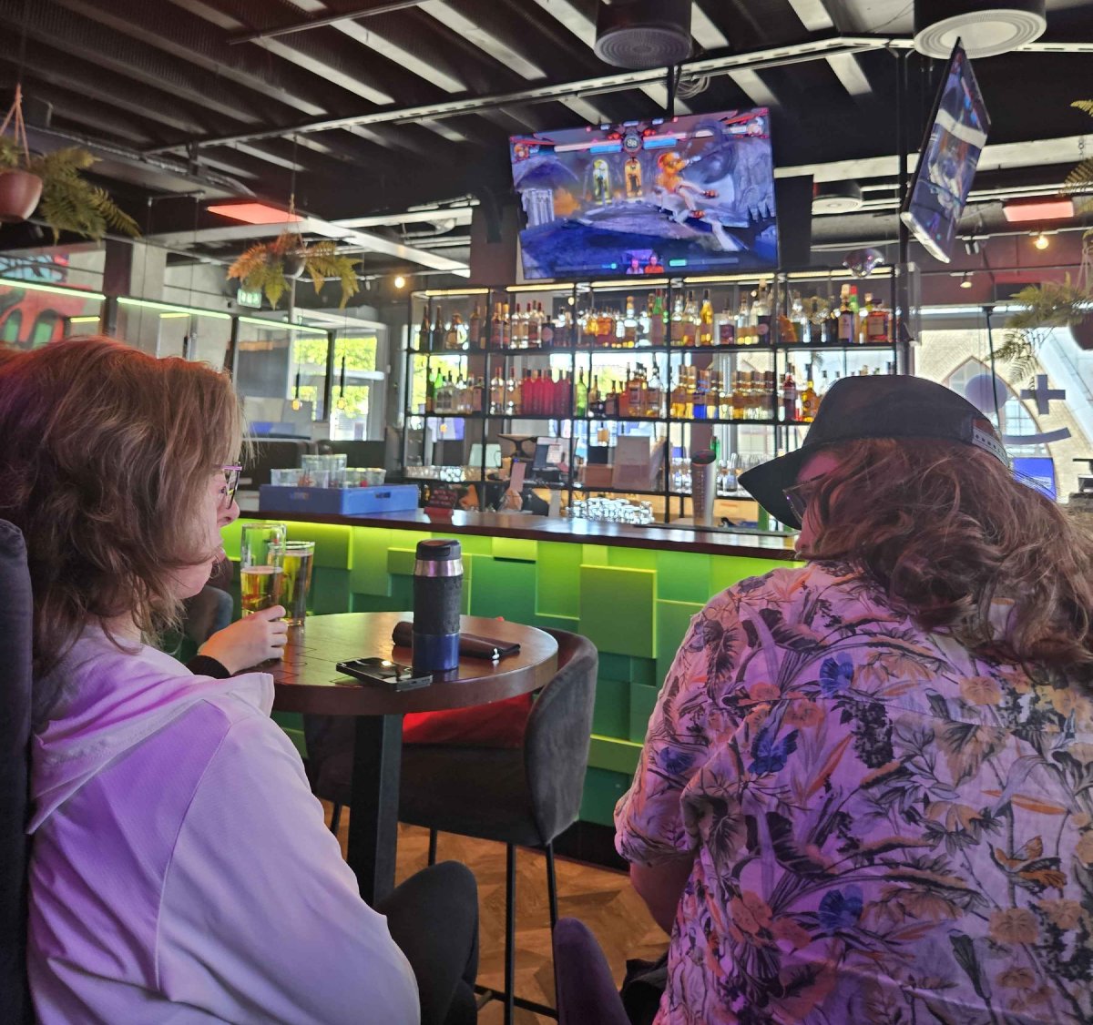 POV: du tittar på semifinal på Kappa Bar
